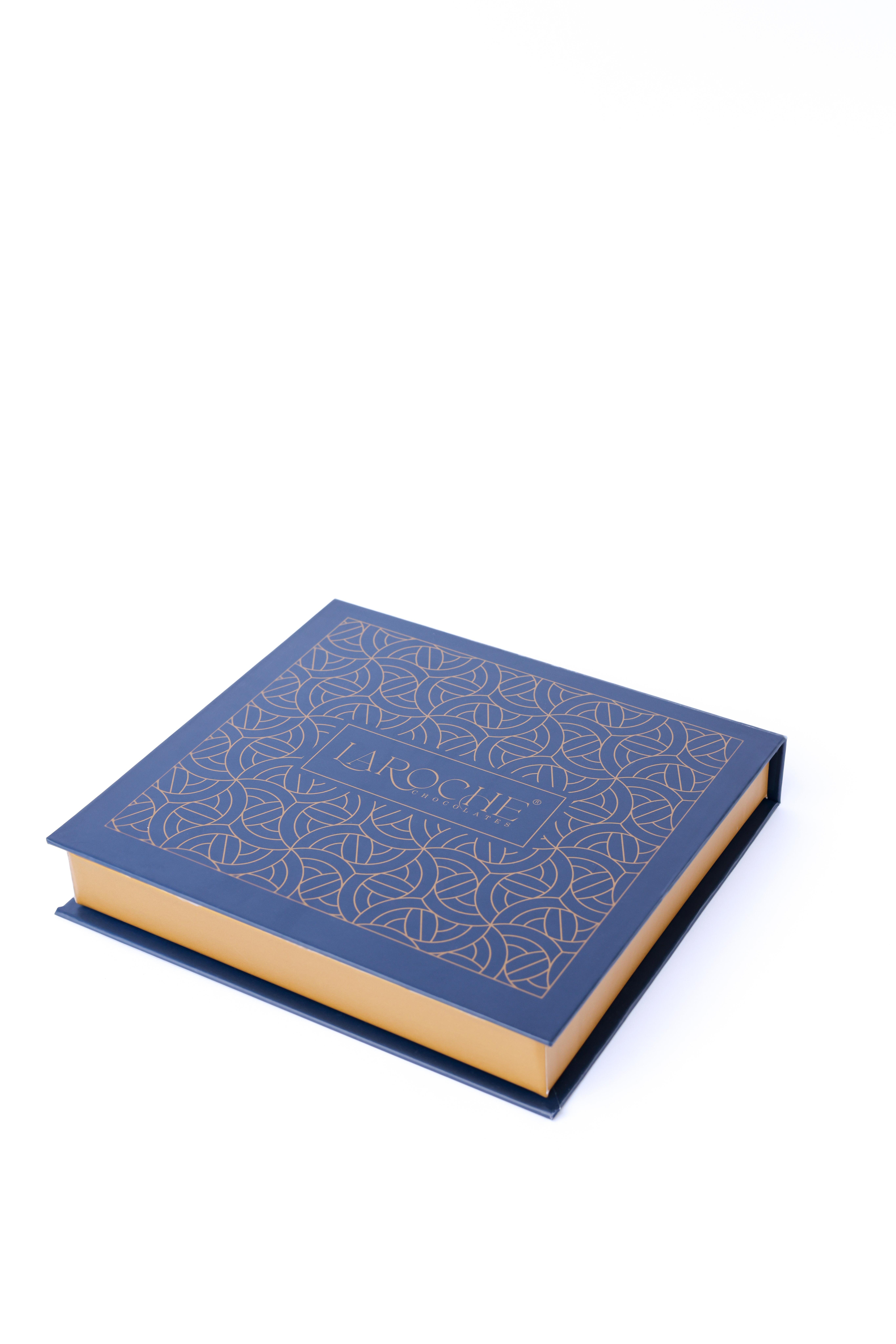 Chocolate Book 1/2kg